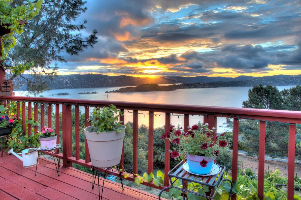 Spacious Kelseyville Home With Large Lakefront Deck! ภายนอก รูปภาพ